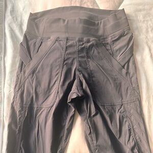 Lululemon size 4 dance studio pant jogger